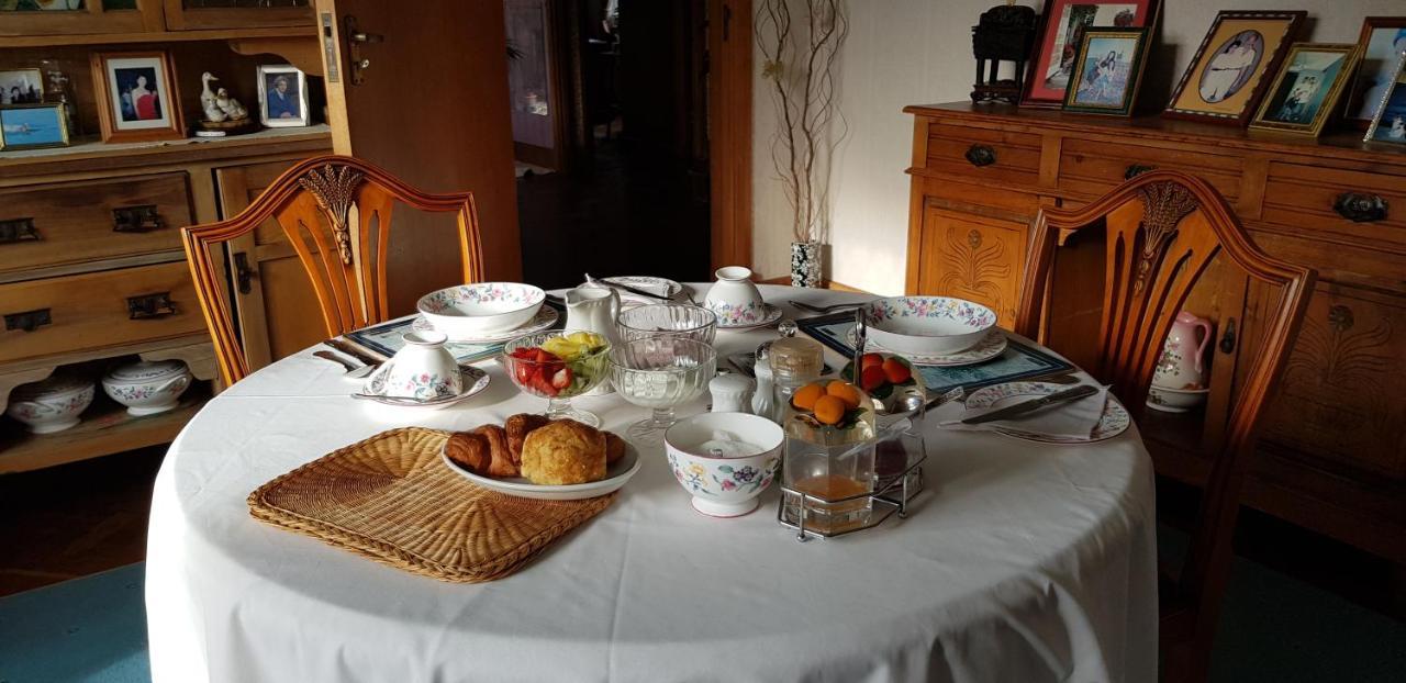 Wychwood House Bed & Breakfast Penally Dış mekan fotoğraf