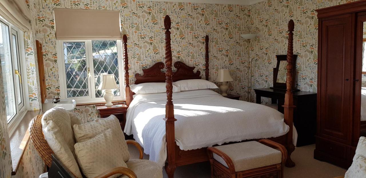 Wychwood House Bed & Breakfast Penally Dış mekan fotoğraf