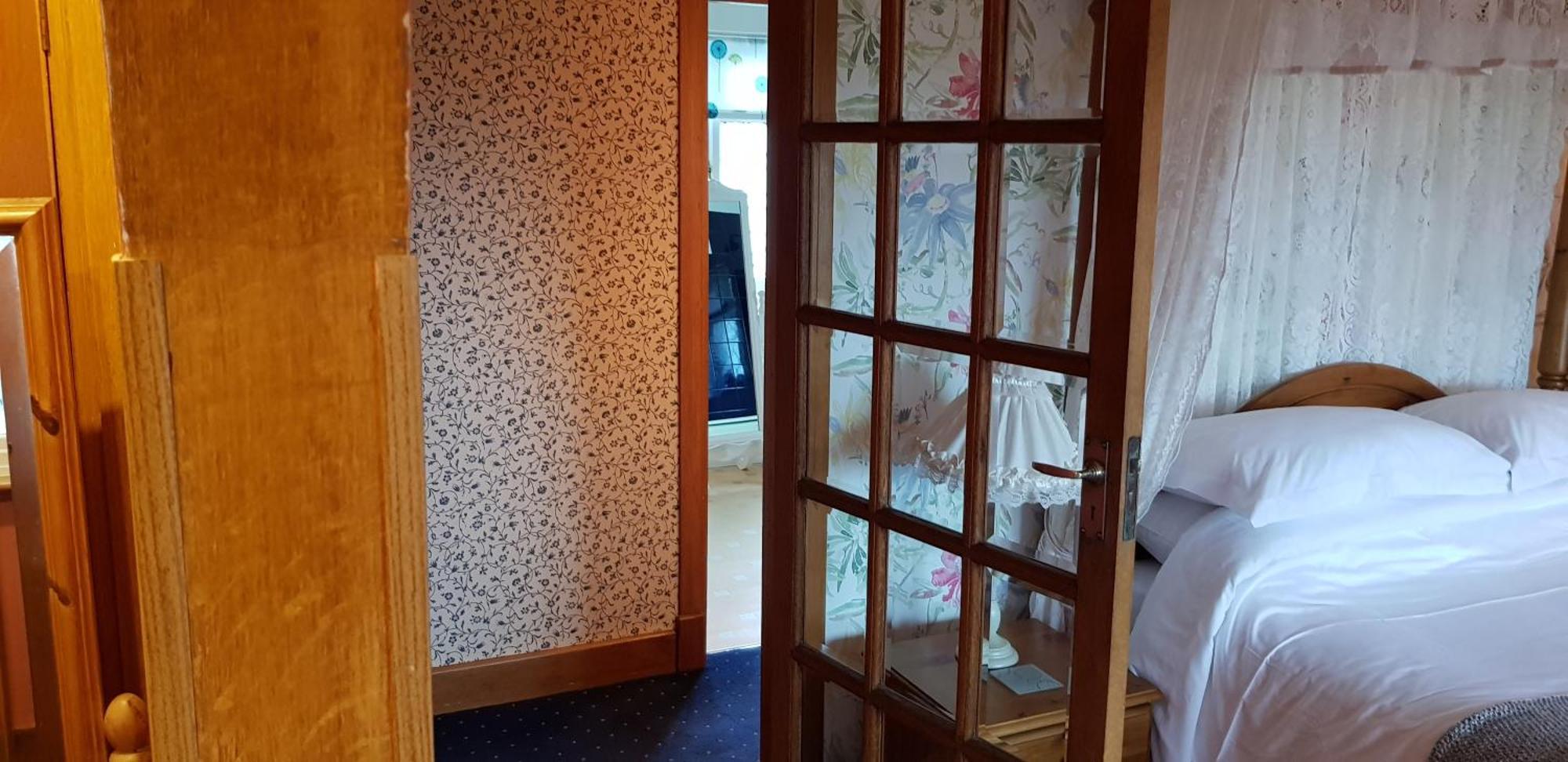Wychwood House Bed & Breakfast Penally Oda fotoğraf