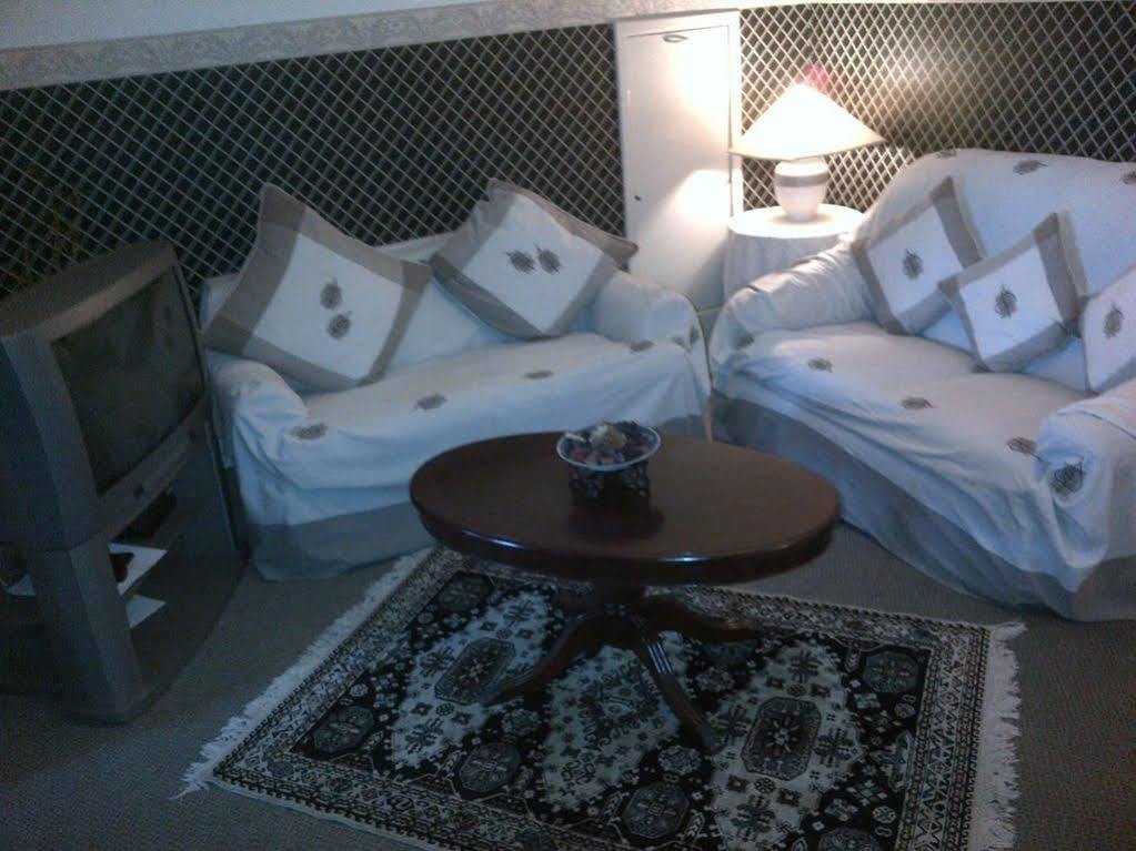 Wychwood House Bed & Breakfast Penally Dış mekan fotoğraf