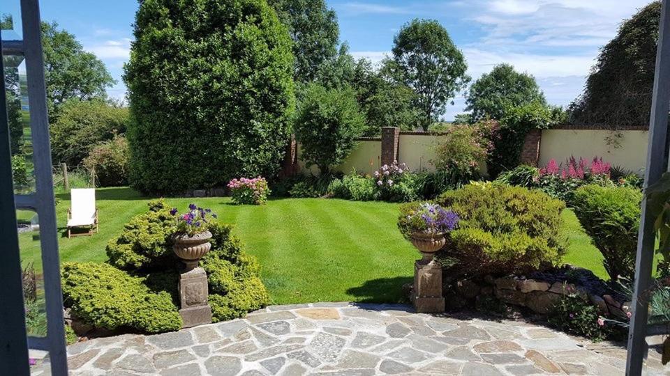 Wychwood House Bed & Breakfast Penally Dış mekan fotoğraf
